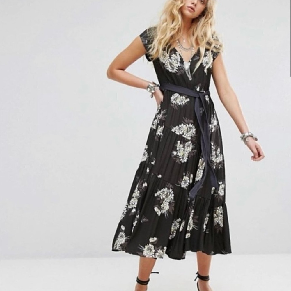 Free People All I Got Black Floral Maxi Dress Size 4